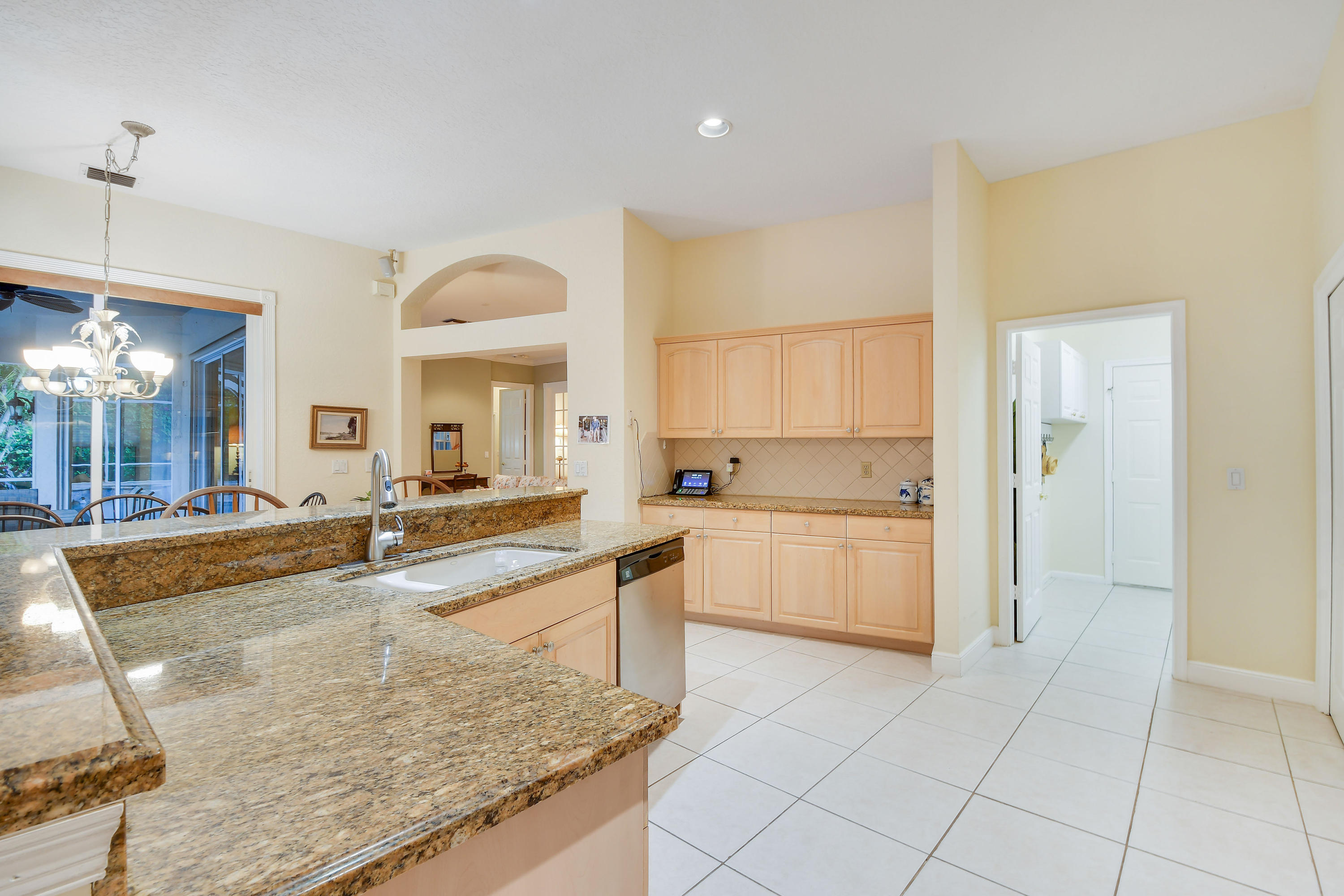 18750 Southeast River Ridge Road Tequesta, FL 33469 - Photo 18 of 48 18750SERiverRidgeRoad_18