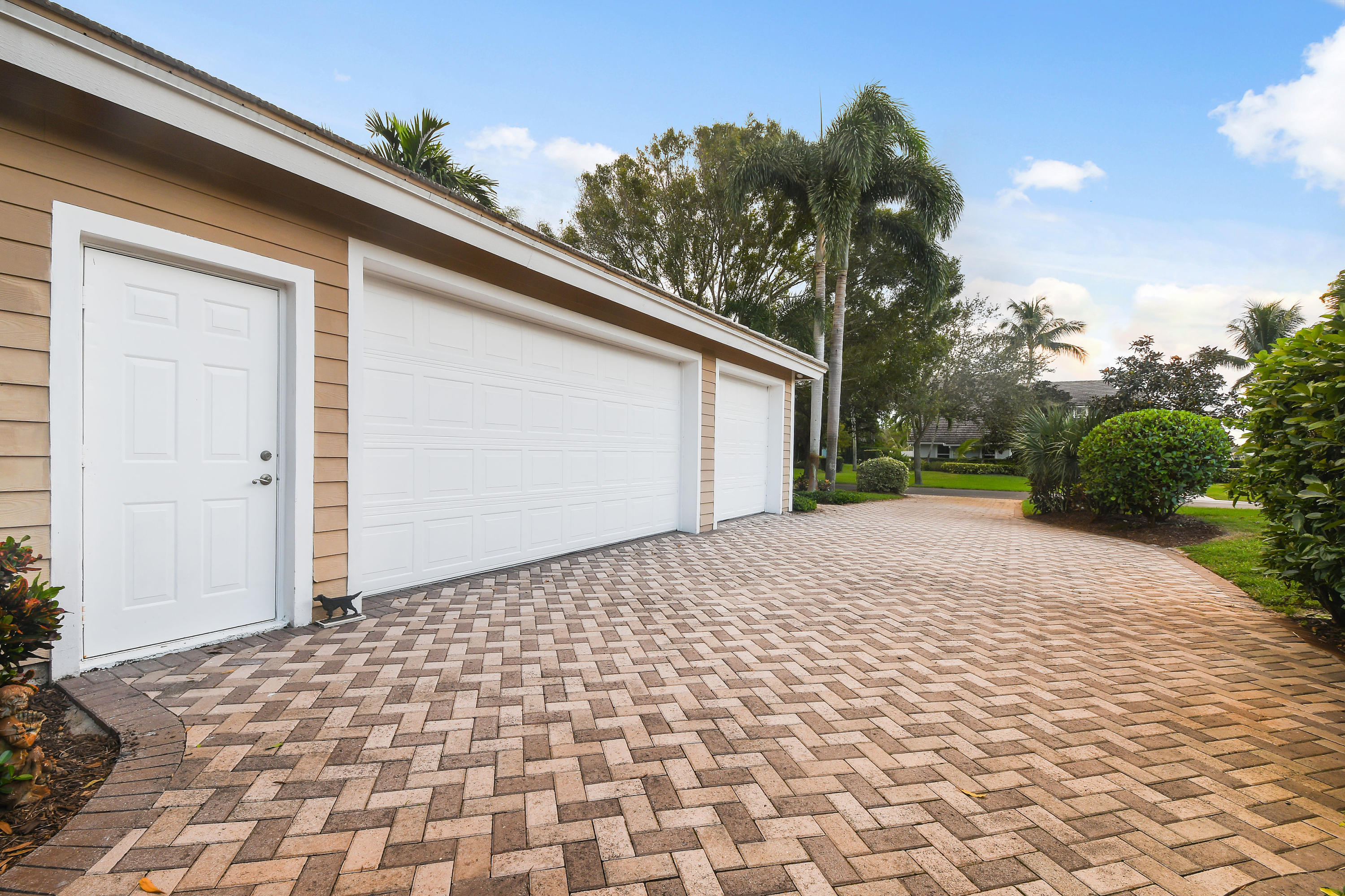 18750 Southeast River Ridge Road Tequesta, FL 33469 - Photo 47 of 48 18750SERiverRidgeRoad_47