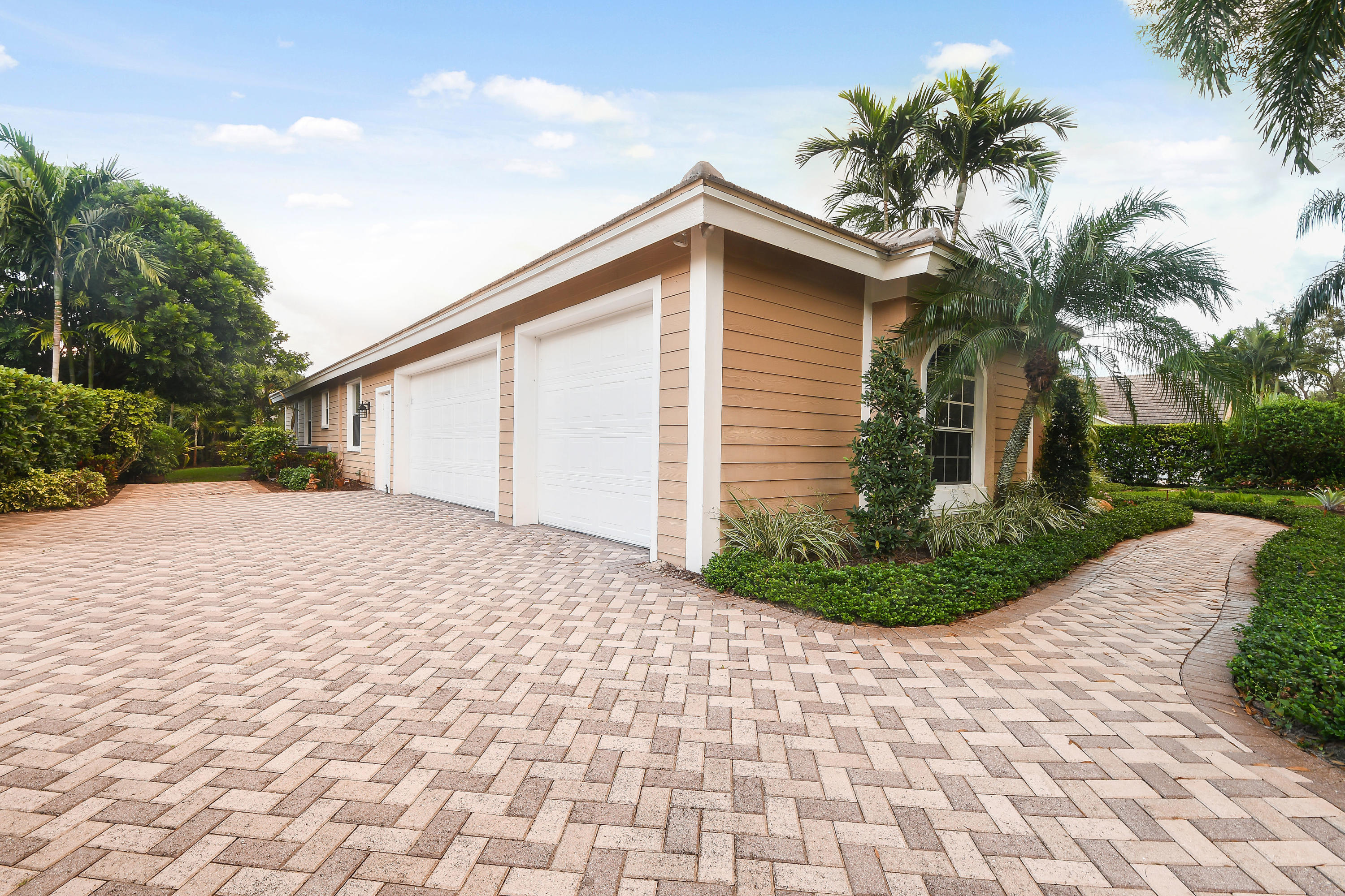 18750 Southeast River Ridge Road Tequesta, FL 33469 - Photo 48 of 48 18750SERiverRidgeRoad_48