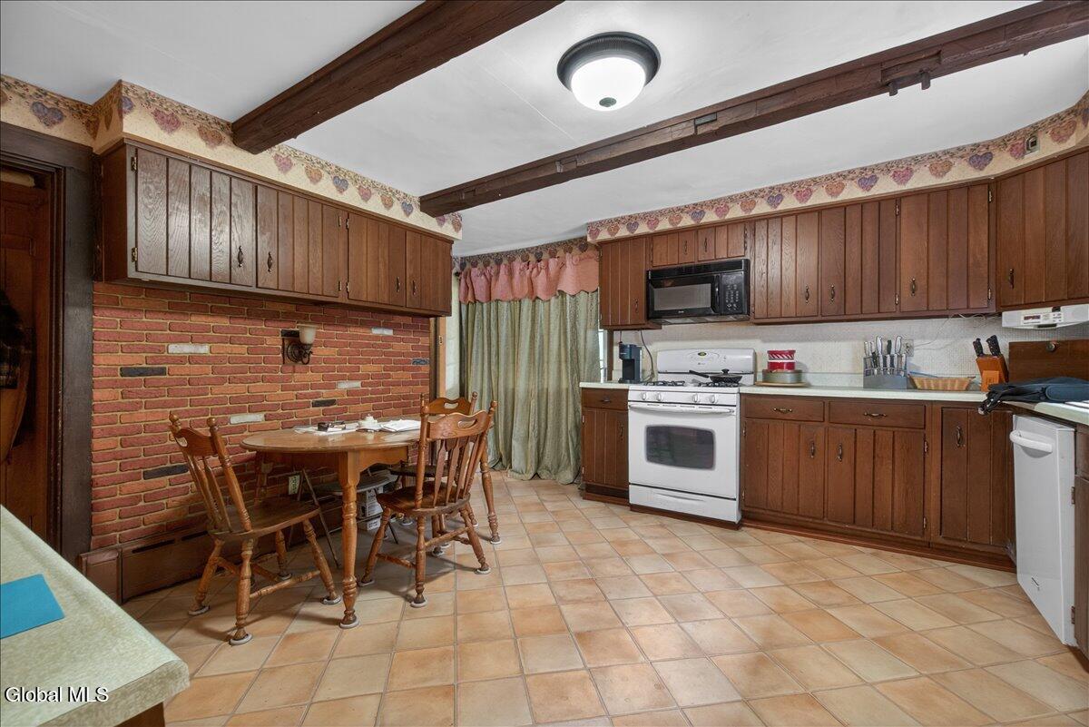 288 Krumkill Road Bethlehem, NY 12159 - Photo 19 of 42 24-288 Krumkill Rd-24