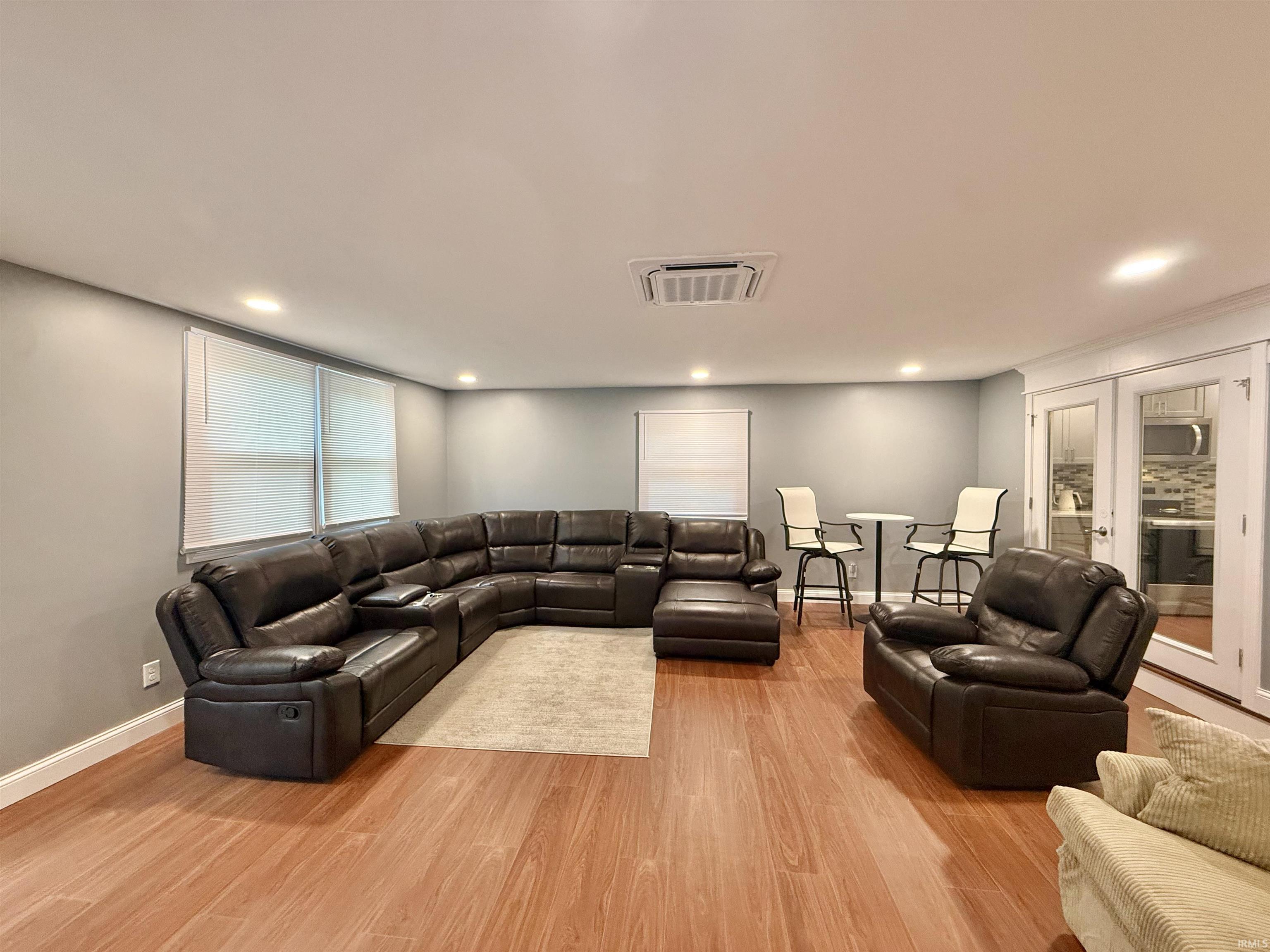 516 East Mill Road Evansville, IN 47711 - Photo 16 of 36 Gallery Image 16