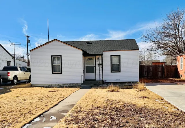 $135,000 | 217 Oak Avenue, Dumas, TX 79029