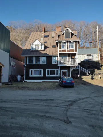 $469,000 | 6 Park Street, Randolph, VT 05060