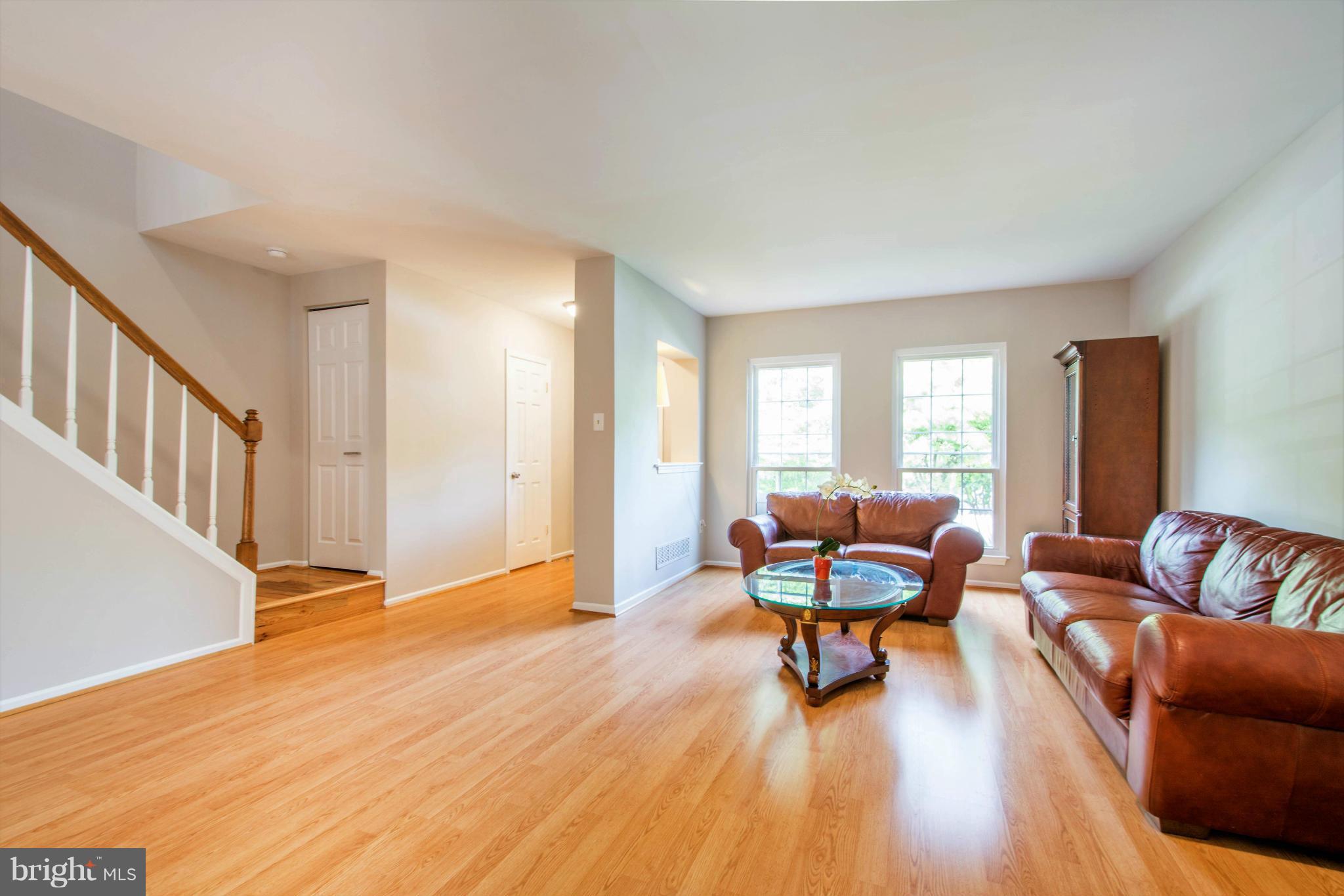 3938 Forest Valley Road Baltimore, MD 21234 - Photo 11 of 30 Living Room