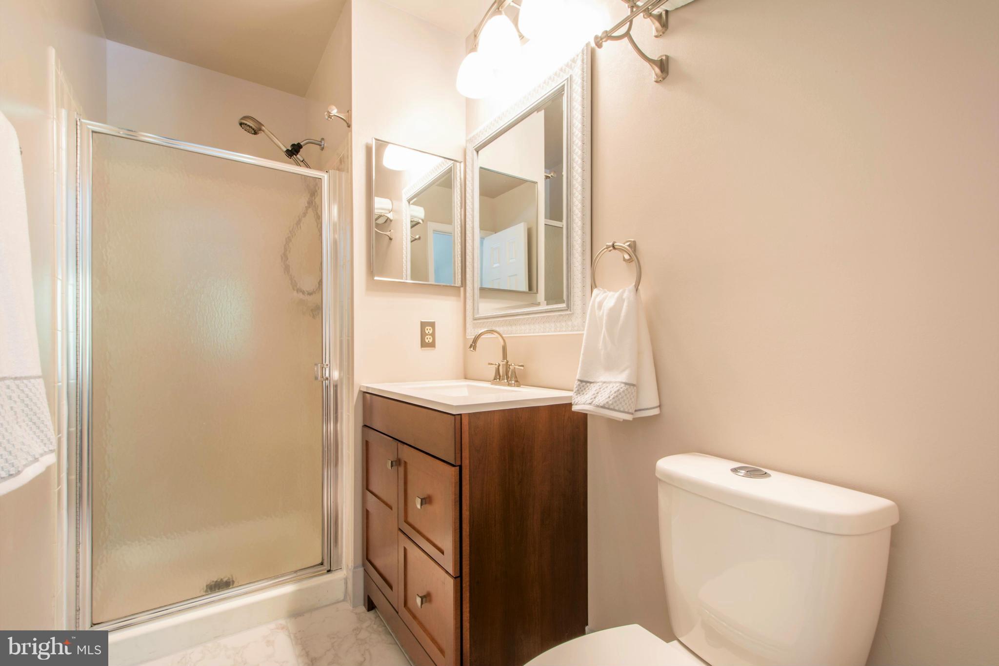 3938 Forest Valley Road Baltimore, MD 21234 - Photo 22 of 30 Bath