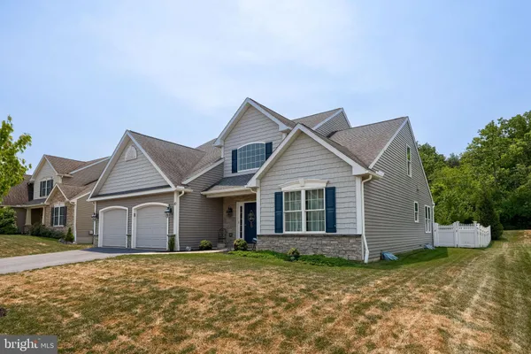 $575,000 | 10 Merganser Drive, Reading, PA 19608