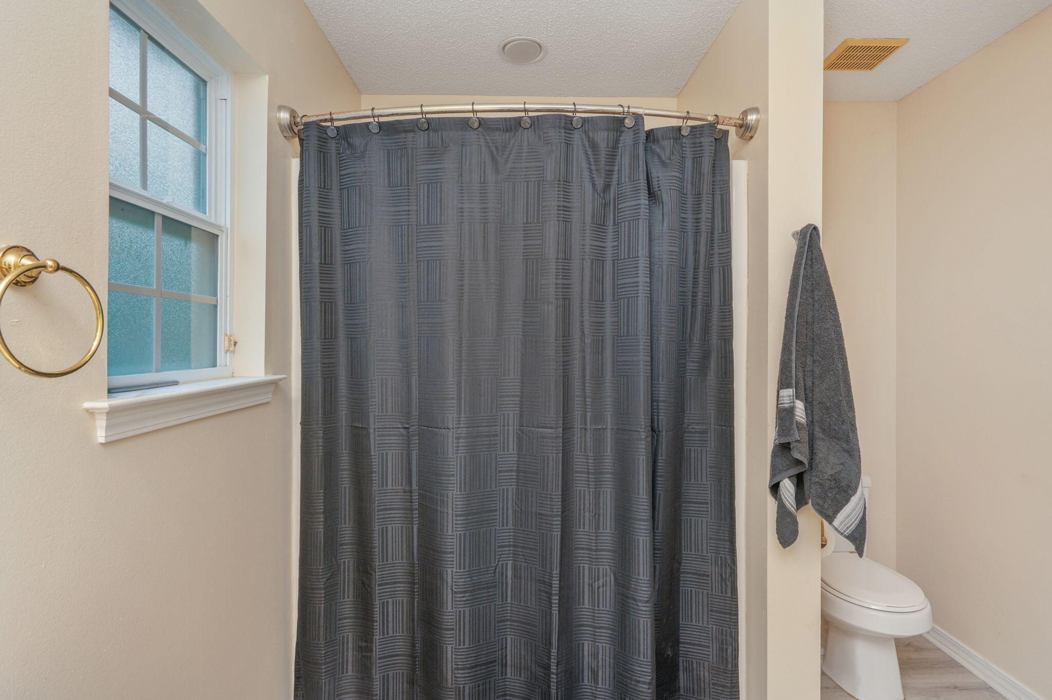 4581 Top Flight Drive Crestview, FL 32539 - Photo 18 of 32 1000043309