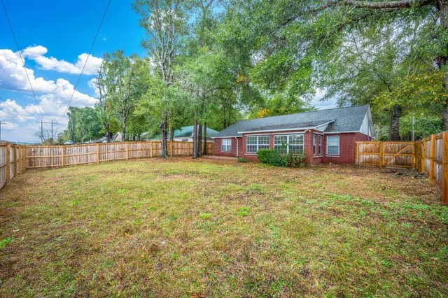 $325,000 | 4581 Top Flight Drive, Crestview, FL 32539