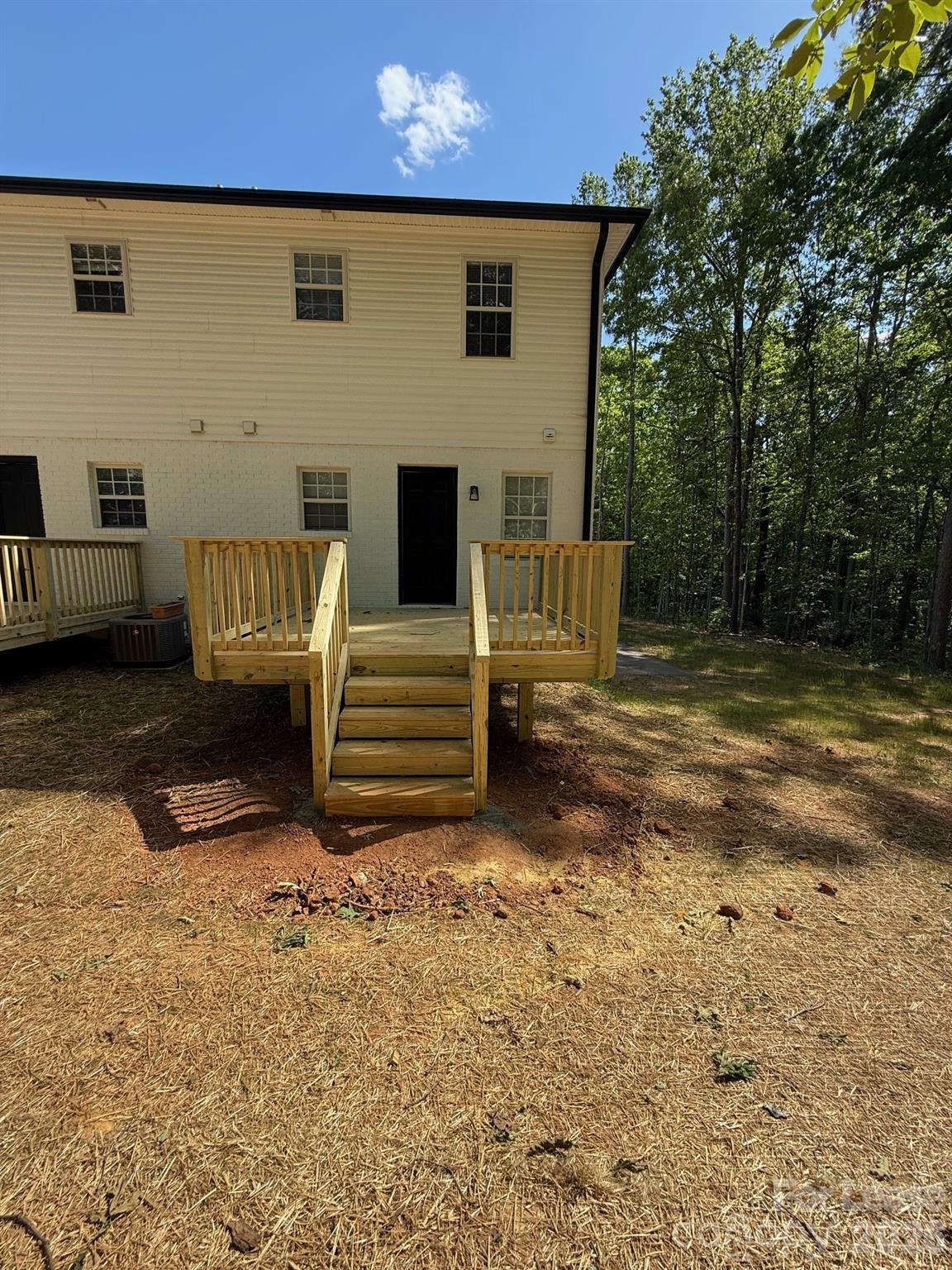 1009 22nd Street Northeast Hickory, NC 28601 - Photo 8 of 8