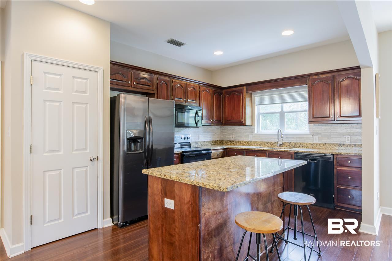 571 Ridgewood Drive Daphne, AL 36526 - Photo 16 of 39