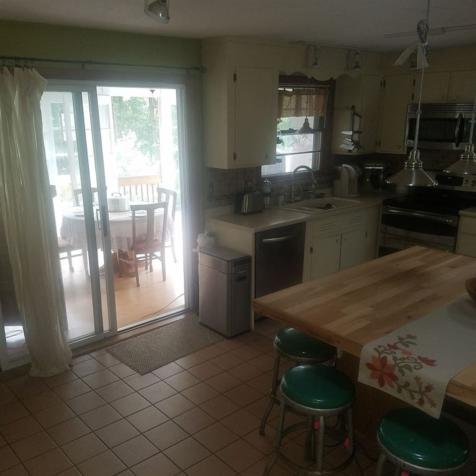 216 Naticook Road Merrimack, NH 03054 - Photo 14 of 32