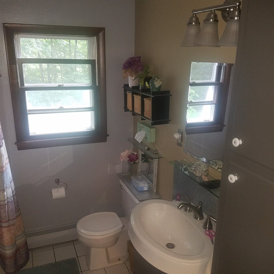 216 Naticook Road Merrimack, NH 03054 - Photo 10 of 32