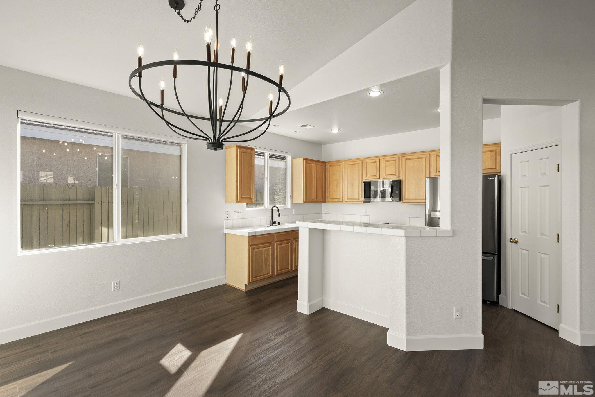 10402 Chadwell Drive Reno, NV 89521 - Photo 8 of 21 Photo 8