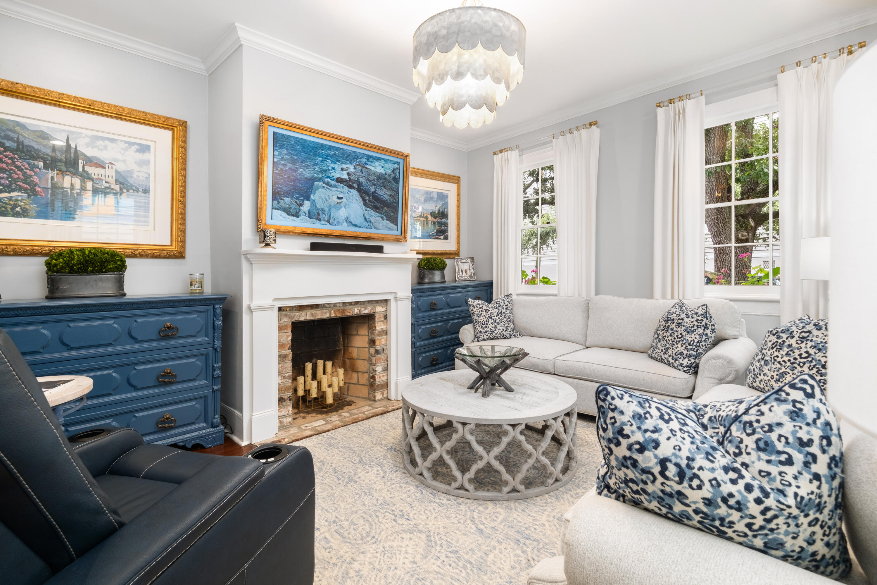 56 Warren Street Charleston, SC 29403 - Photo 2 of 50 56 Warren St_Eterna_Media-12