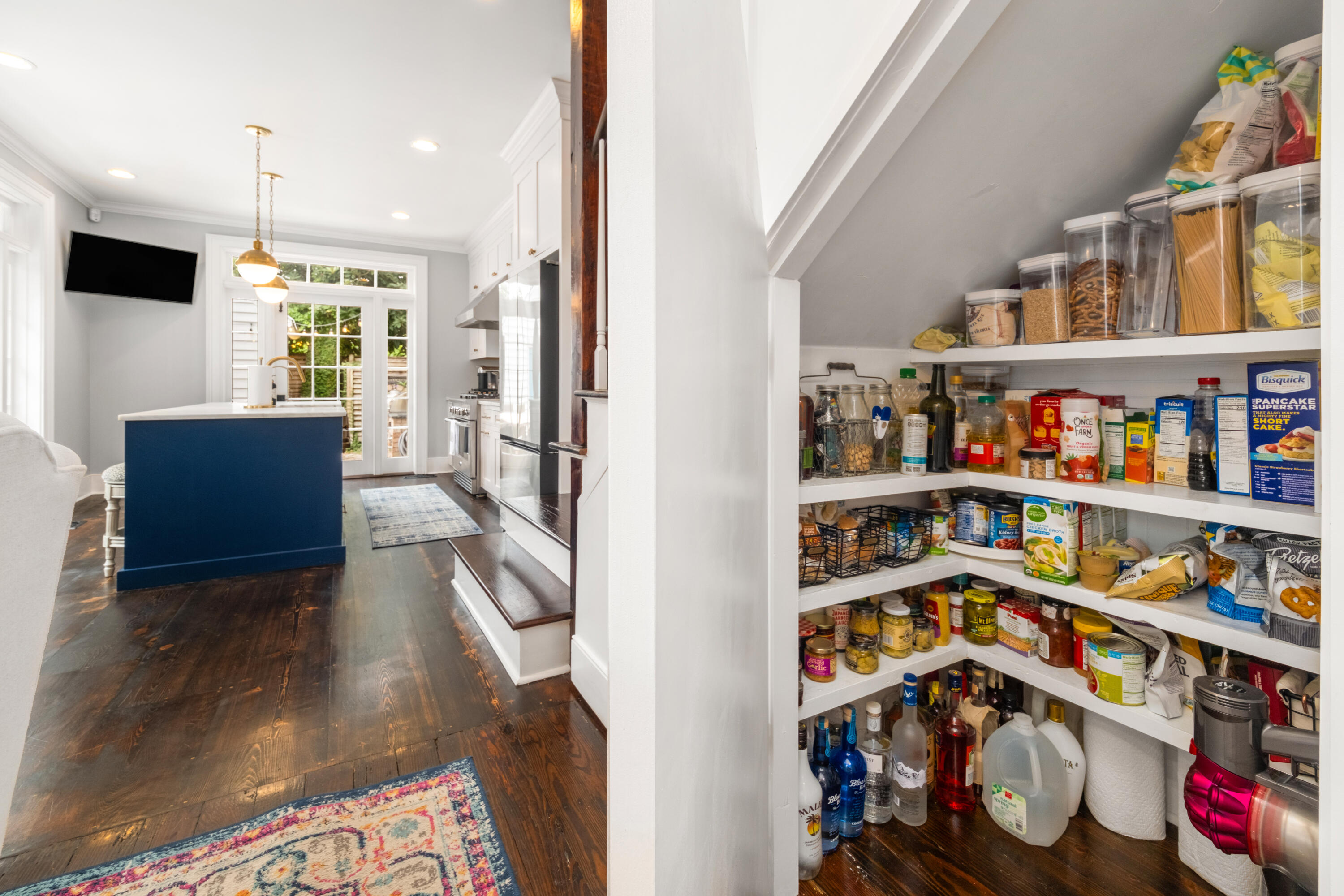 56 Warren Street Charleston, SC 29403 - Photo 23 of 50 56 Warren St_Eterna_Media-22