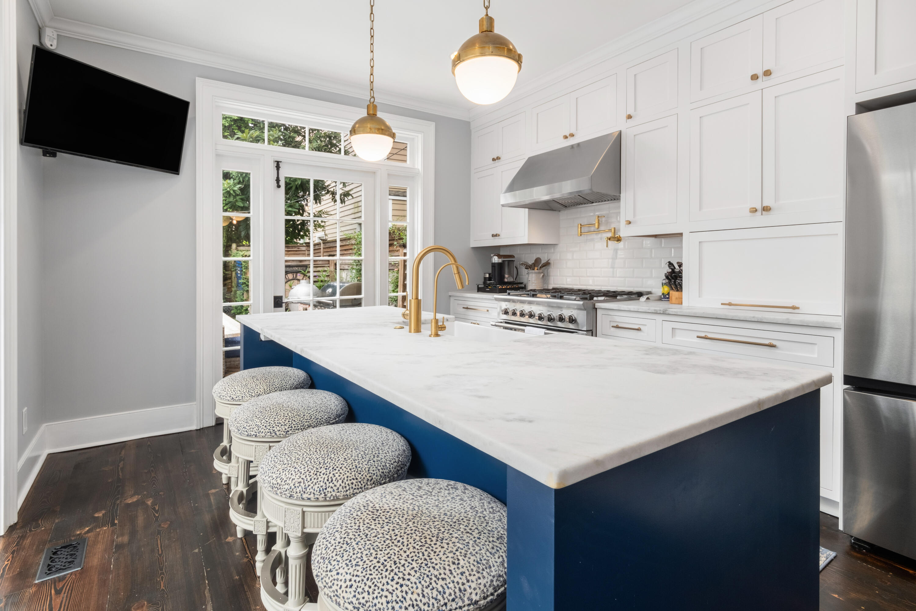 56 Warren Street Charleston, SC 29403 - Photo 25 of 50 56 Warren St_Eterna_Media-25