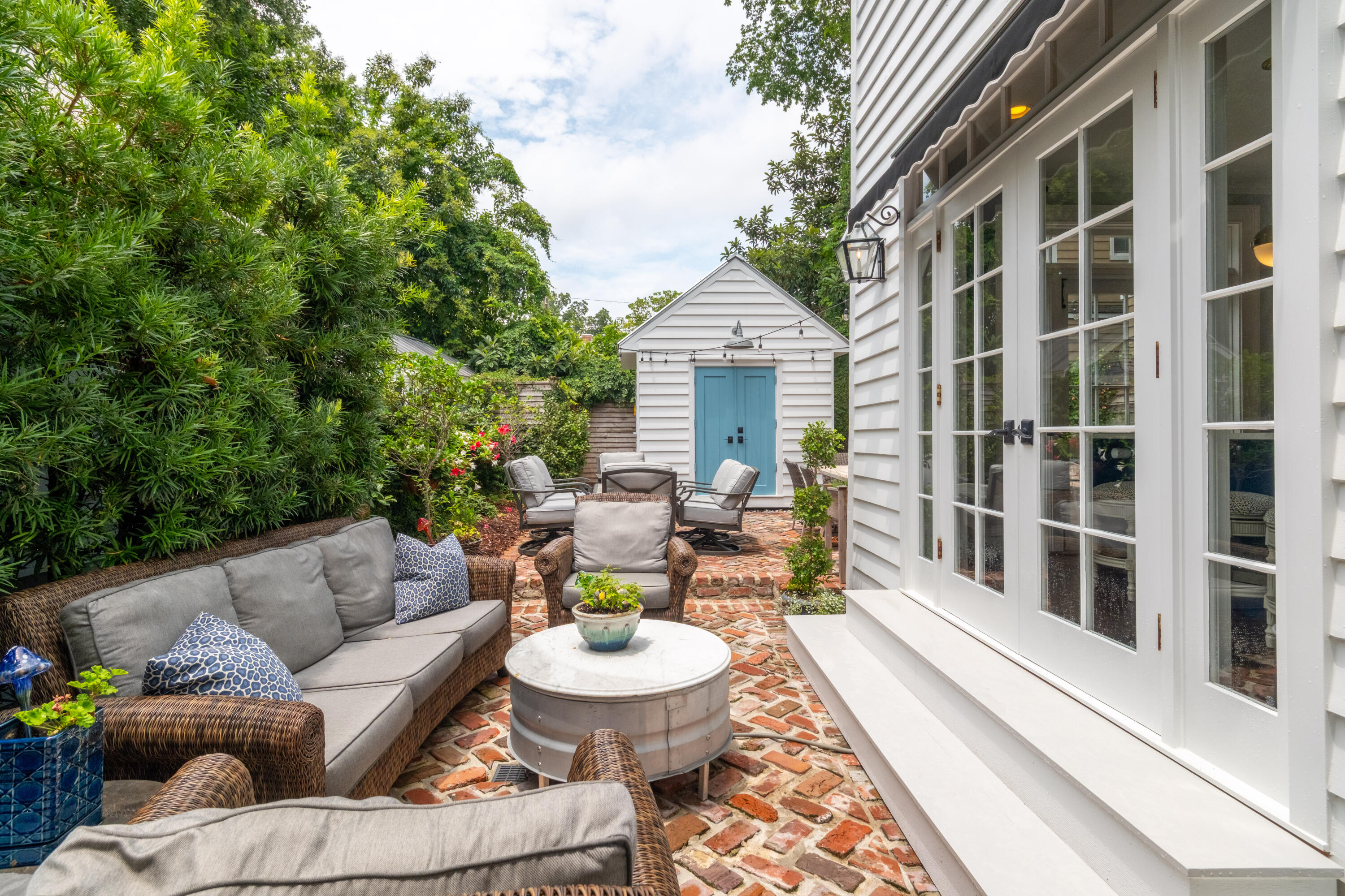 56 Warren Street Charleston, SC 29403 - Photo 31 of 50 56 Warren St_Eterna_Media-32