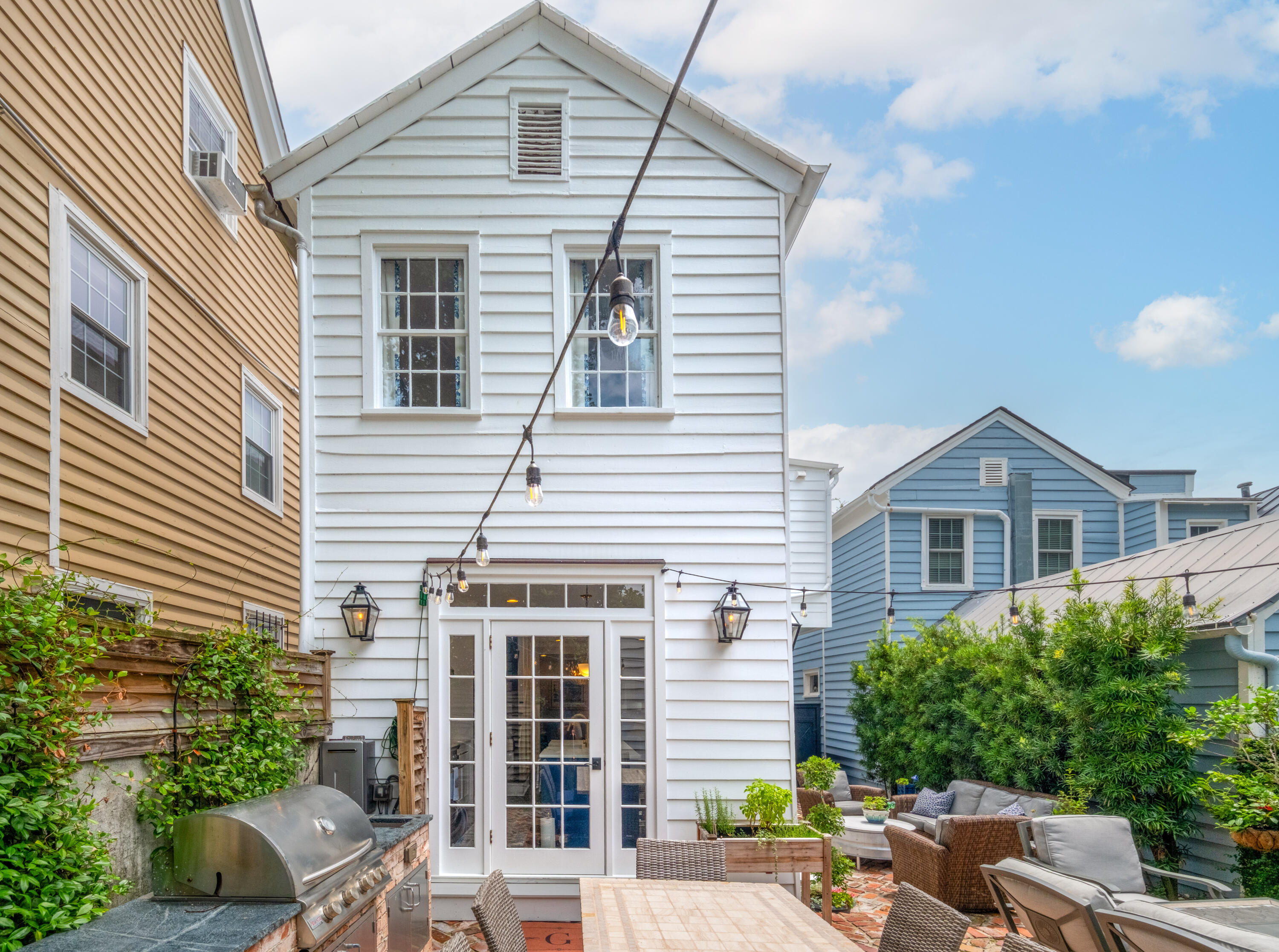 56 Warren Street Charleston, SC 29403 - Photo 37 of 50 56 Warren St_Eterna_Media-38