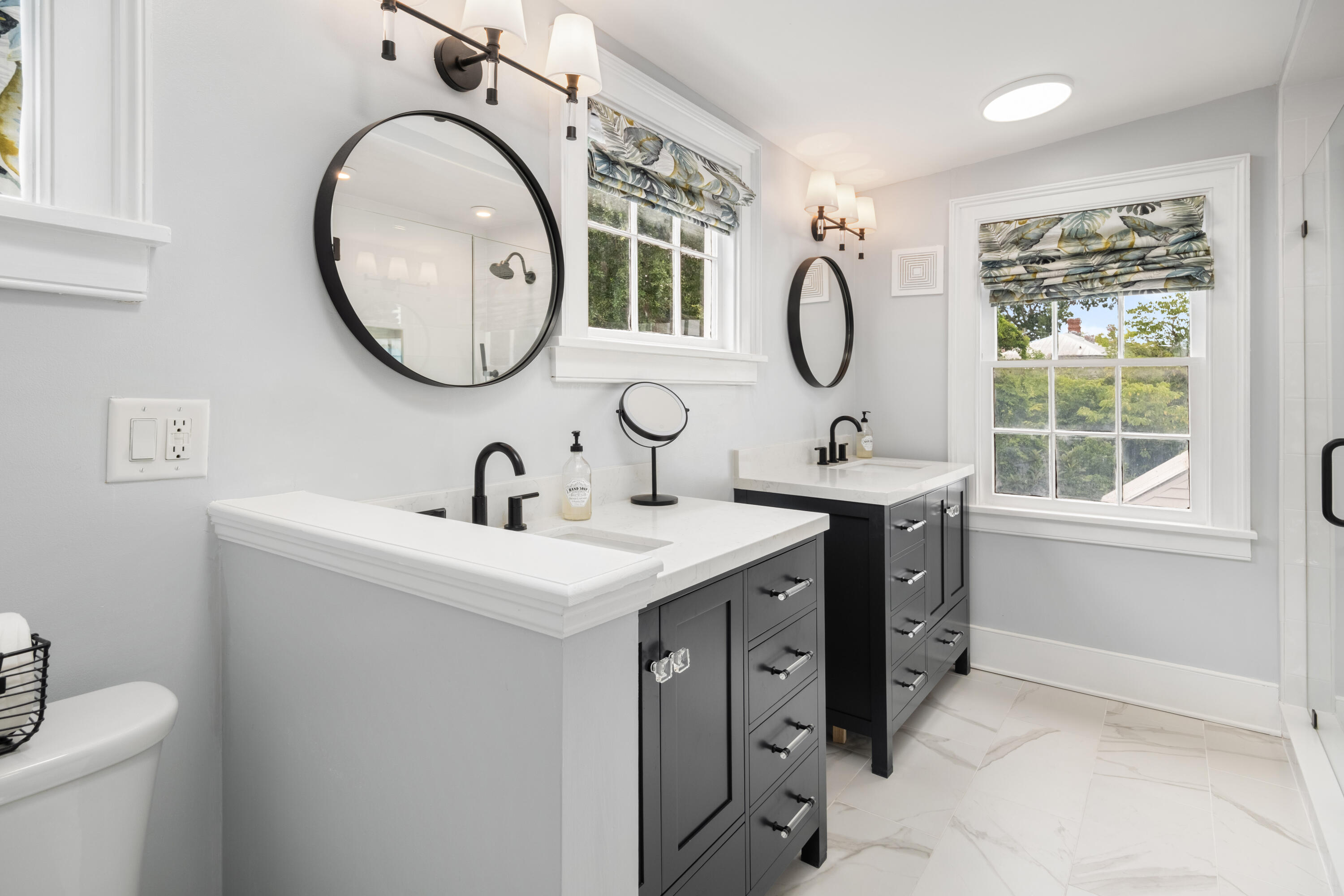 56 Warren Street Charleston, SC 29403 - Photo 43 of 50 56 Warren St_Eterna_Media-44