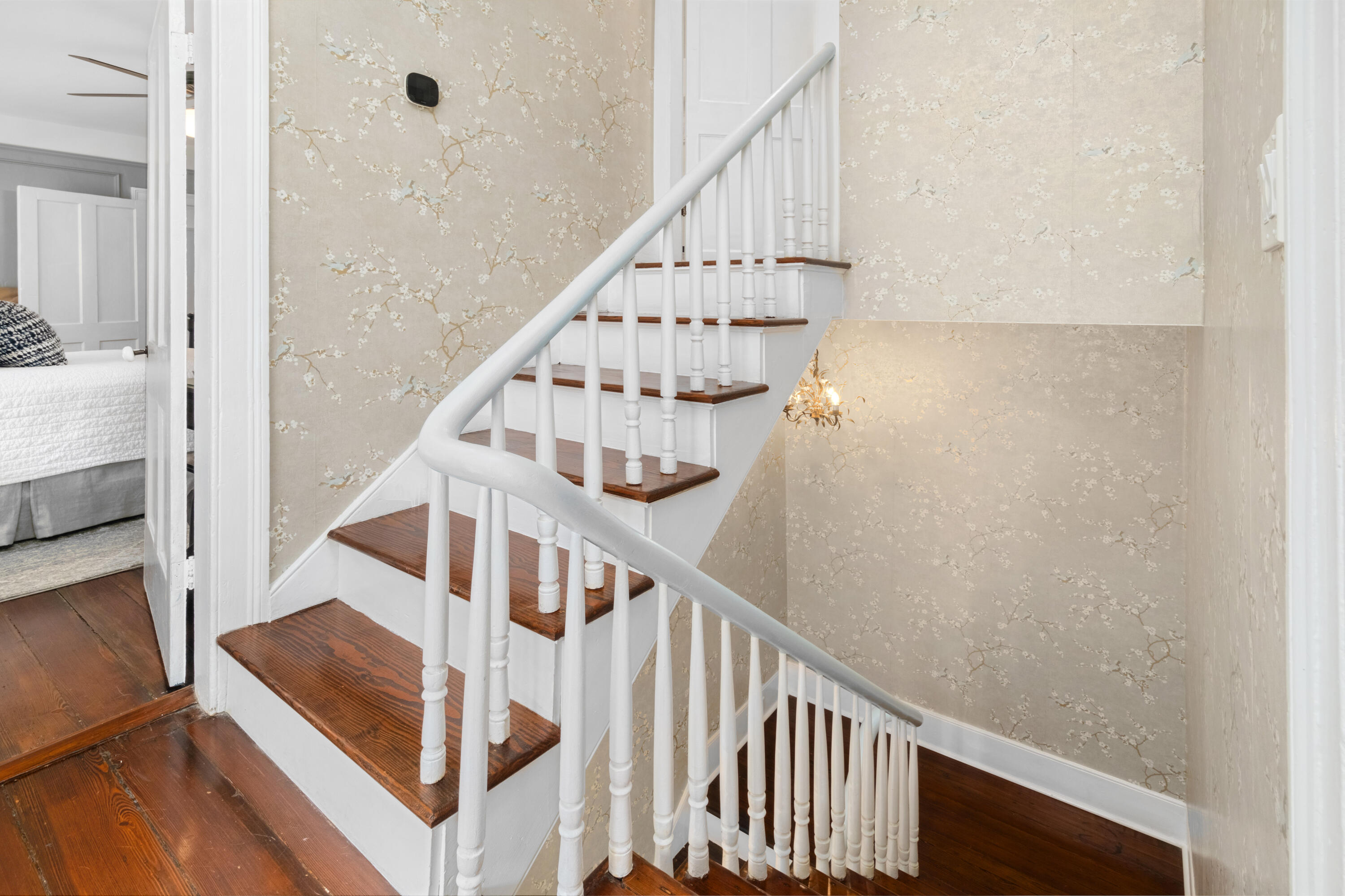 56 Warren Street Charleston, SC 29403 - Photo 46 of 50 56 Warren St_Eterna_Media-47