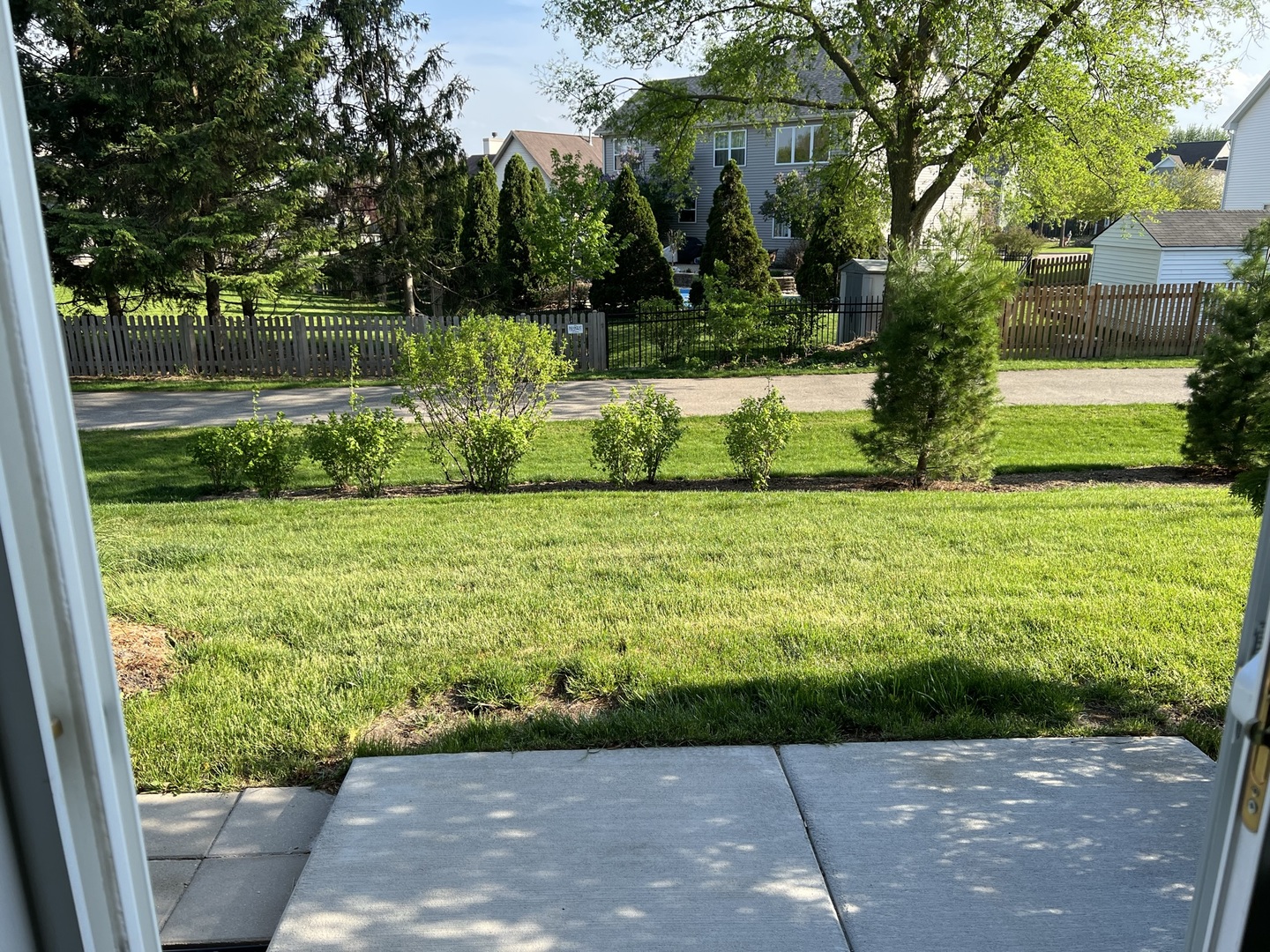1663 Kraft Avenue Batavia, IL 60510 - Photo 37 of 47 a view of a garden with a fountain