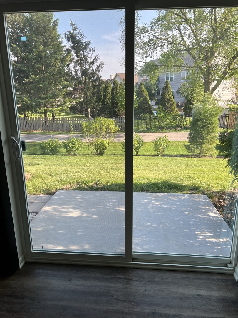 1663 Kraft Avenue Batavia, IL 60510 - Photo 38 of 47 a view of ocean from a window