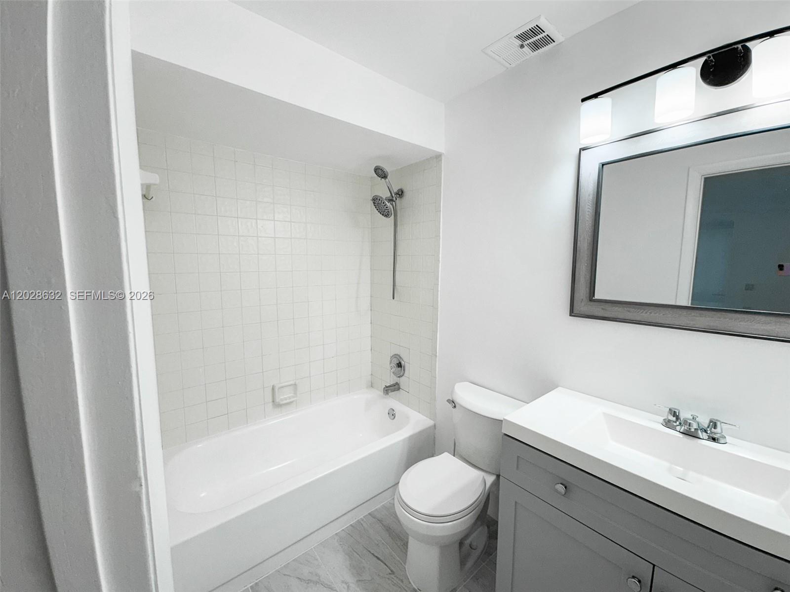 13544 Southwest 110th Terrace Miami, FL 33186 - Photo 11 of 29
