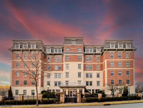 $1,695 | 1 Trinity Street, Unit 1, Newton, NJ 07860