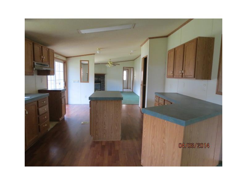663 Bolden Road Vanderbilt, PA 15486 - Photo 4 of 13 Kitchen.