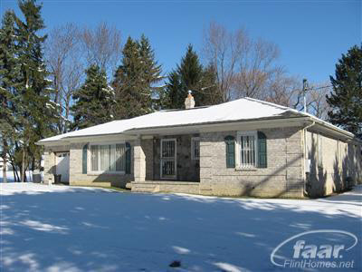 2386 Coldwater Road Flint, MI 48505 - Photo 1 of 9 20144344.JPG