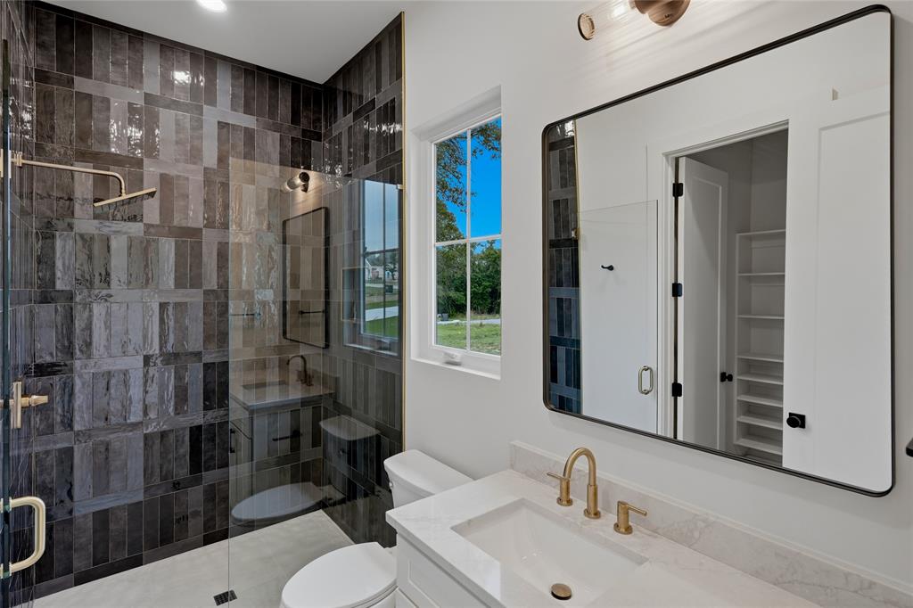 275 Latigo Way Weatherford, TX 76088 - Photo 23 of 39