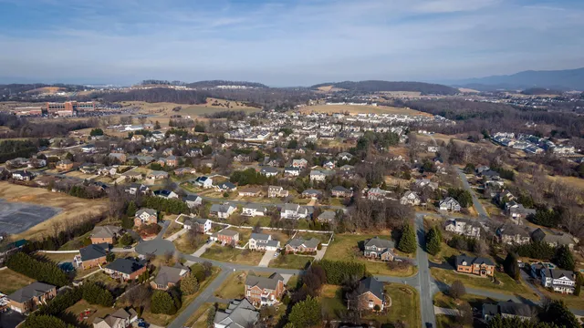 $619,000 | 3080 Briarwood Court, Harrisonburg, VA 22801