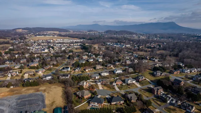 $619,000 | 3080 Briarwood Court, Harrisonburg, VA 22801