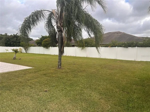 $2,000 | 30252 Ingalls Court, Wesley Chapel, FL 33543