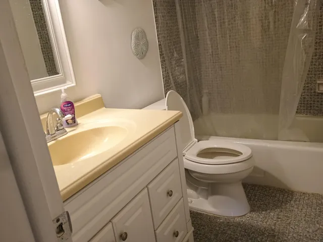 $199,000 | 5505 North Ocean Boulevard, Unit 9106, Ocean Ridge, FL 33435