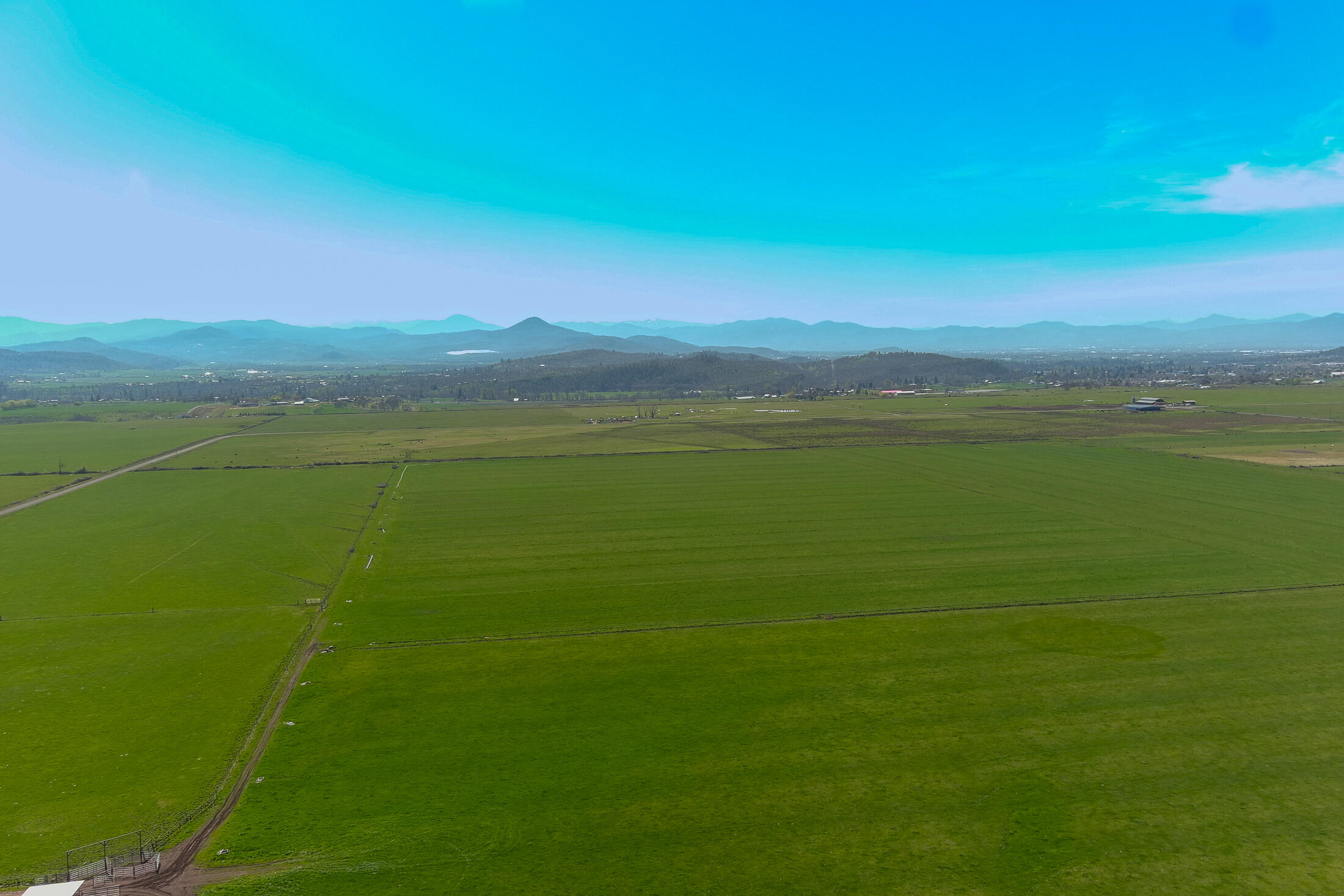 1881 Brophy Road Eagle Point, OR 97524 - Photo 109 of 130 108