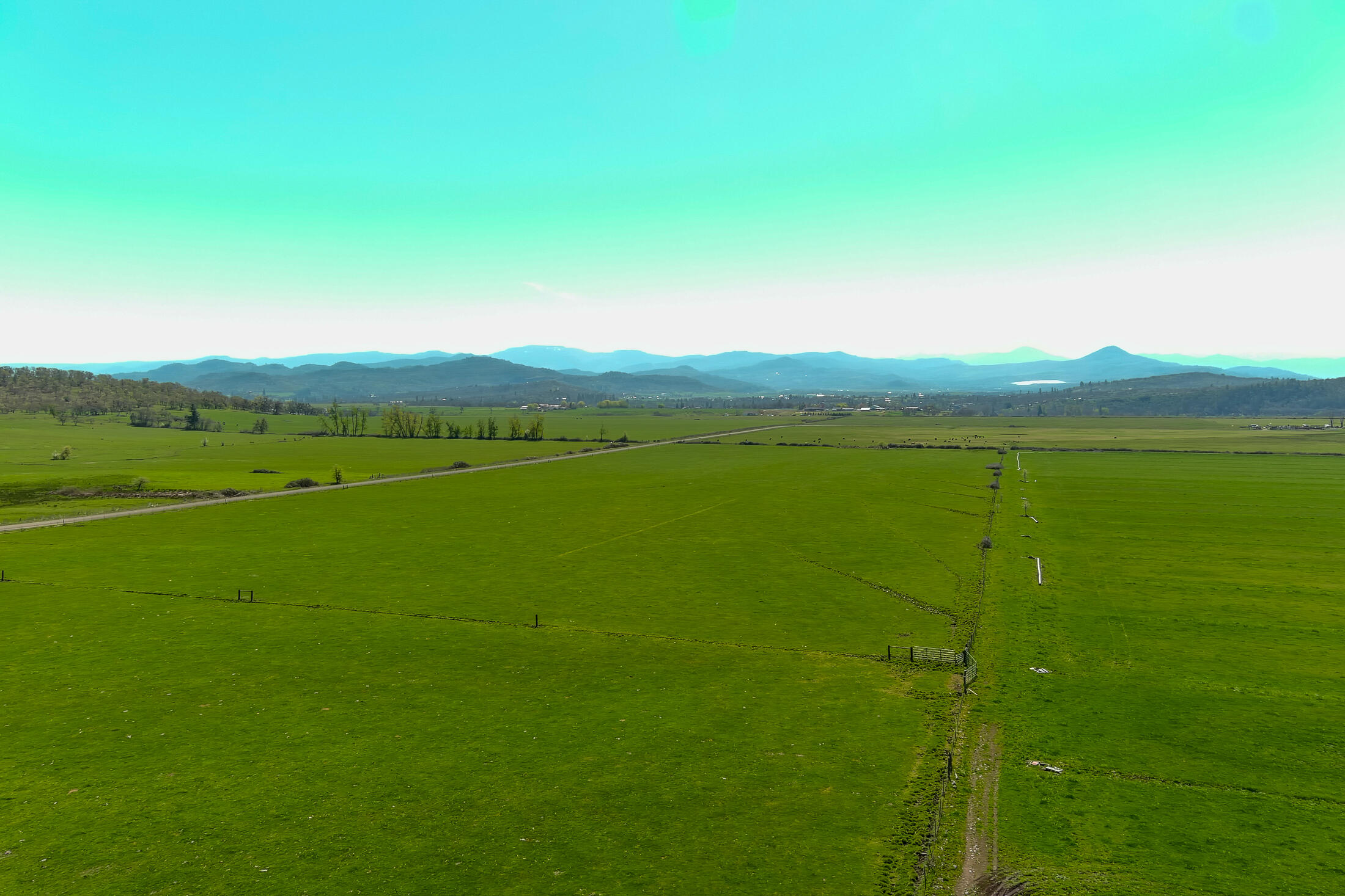 1881 Brophy Road Eagle Point, OR 97524 - Photo 112 of 130 111