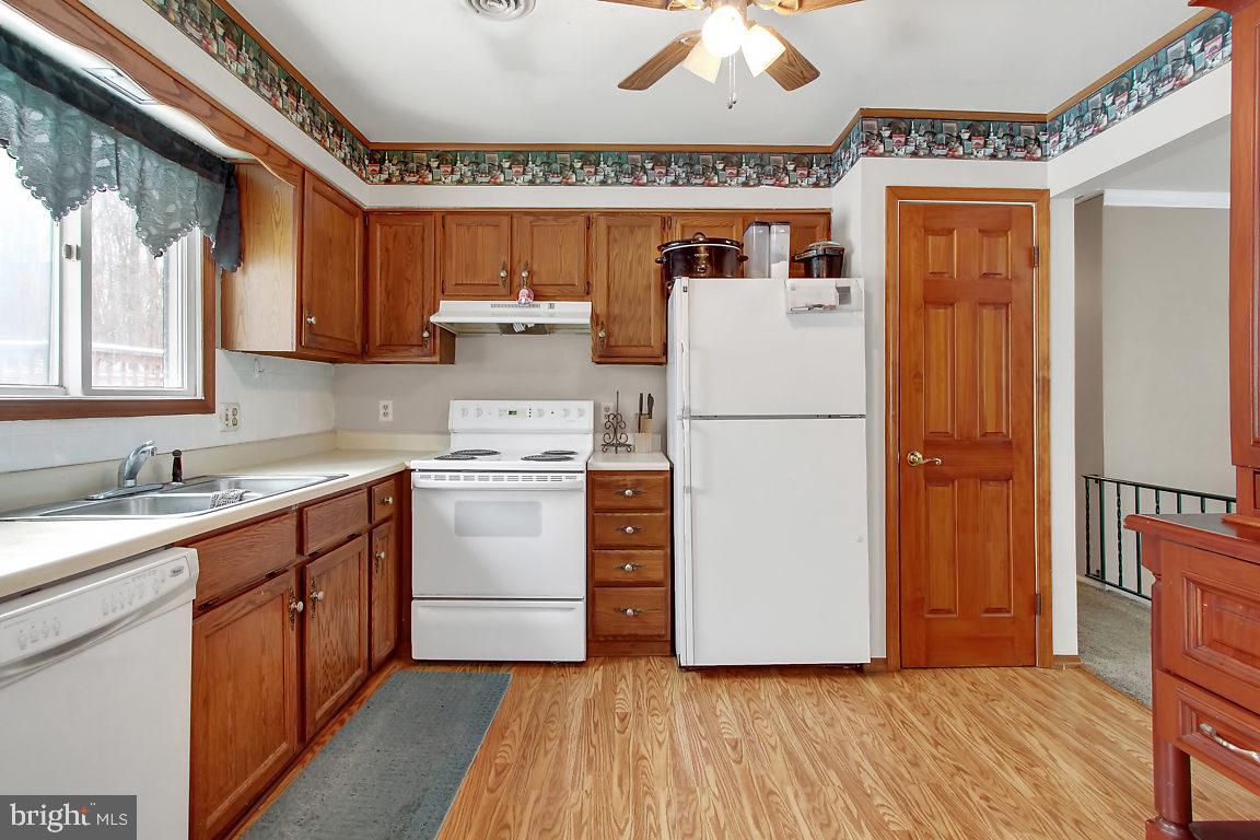 275 Cartref Road Etters, PA 17319 - Photo 9 of 25 Gallery Image 9