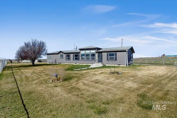 $405,000 | 3485 South 2000 East, Wendell, ID 83355