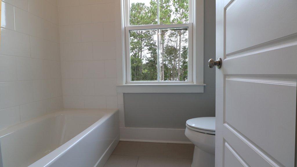 1391 Rivella Drive Mount Pleasant, SC 29464 - Photo 22 of 26 Jack & Jill Bathroom