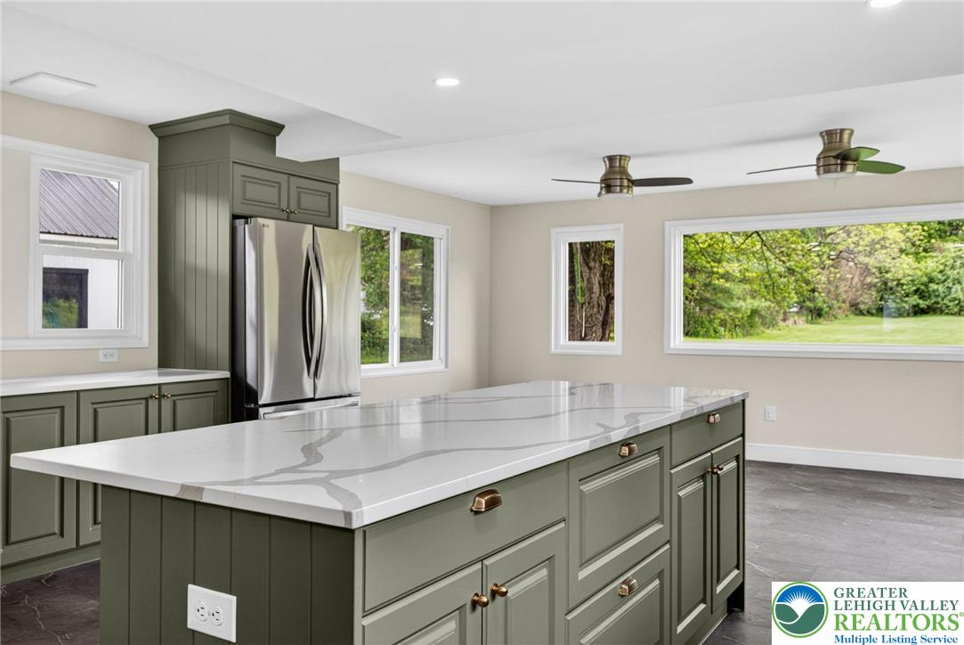 6125 Weaversville Road Bethlehem, PA 18017 - Photo 19 of 56