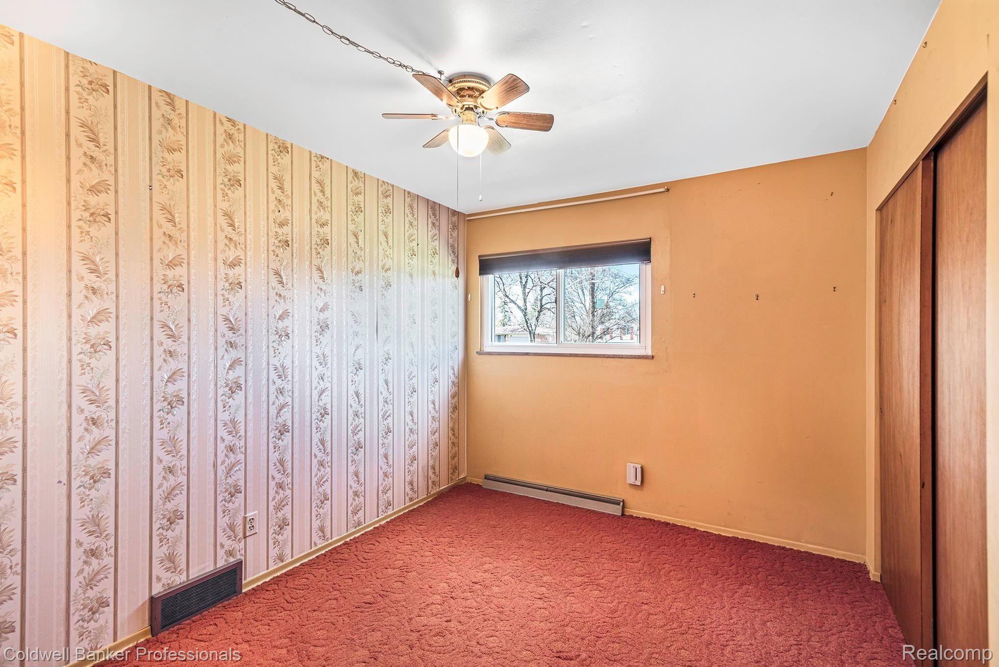 354 East River Road Flushing, MI 48433 - Photo 19 of 25 Bedroom #3