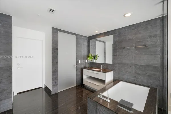 $35,000 | 3131 Northeast 7th Avenue, Unit PH5202, Miami, FL 33137