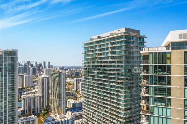 $35,000 | 3131 Northeast 7th Avenue, Unit PH5202, Miami, FL 33137