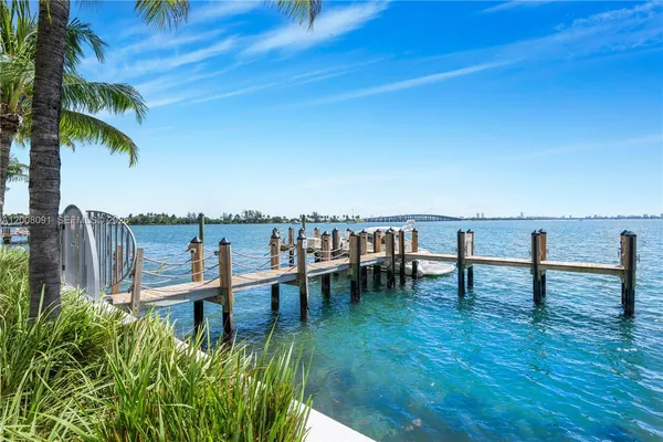 $35,000 | 3131 Northeast 7th Avenue, Unit PH5202, Miami, FL 33137