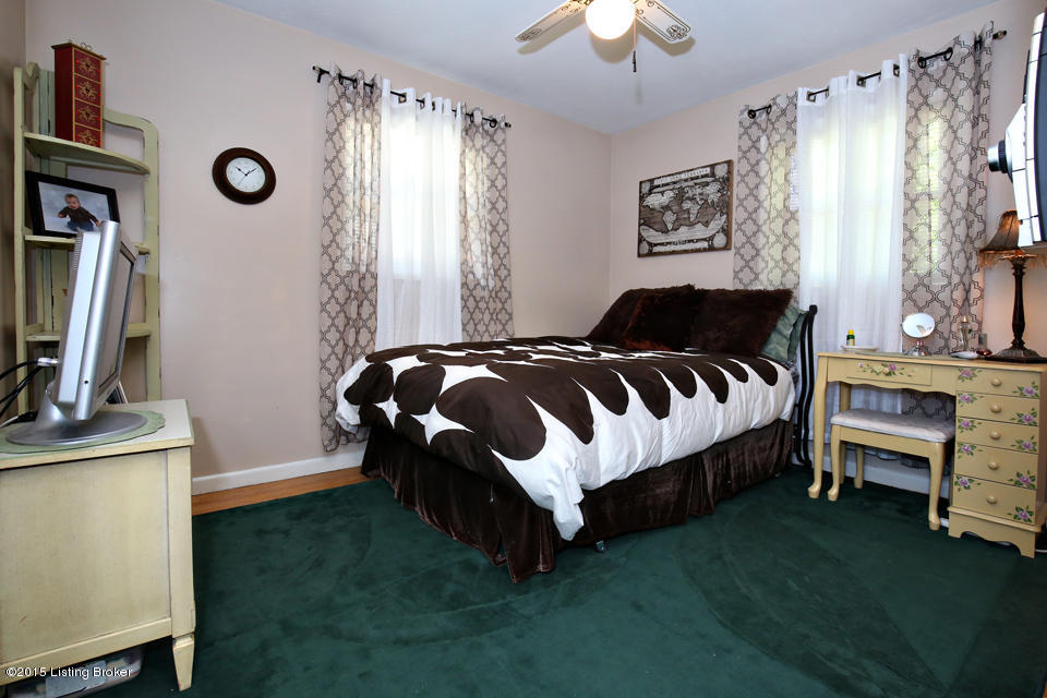 6343 Hunters Grove Road Louisville, KY 40216 - Photo 19 of 38 IMG_2721