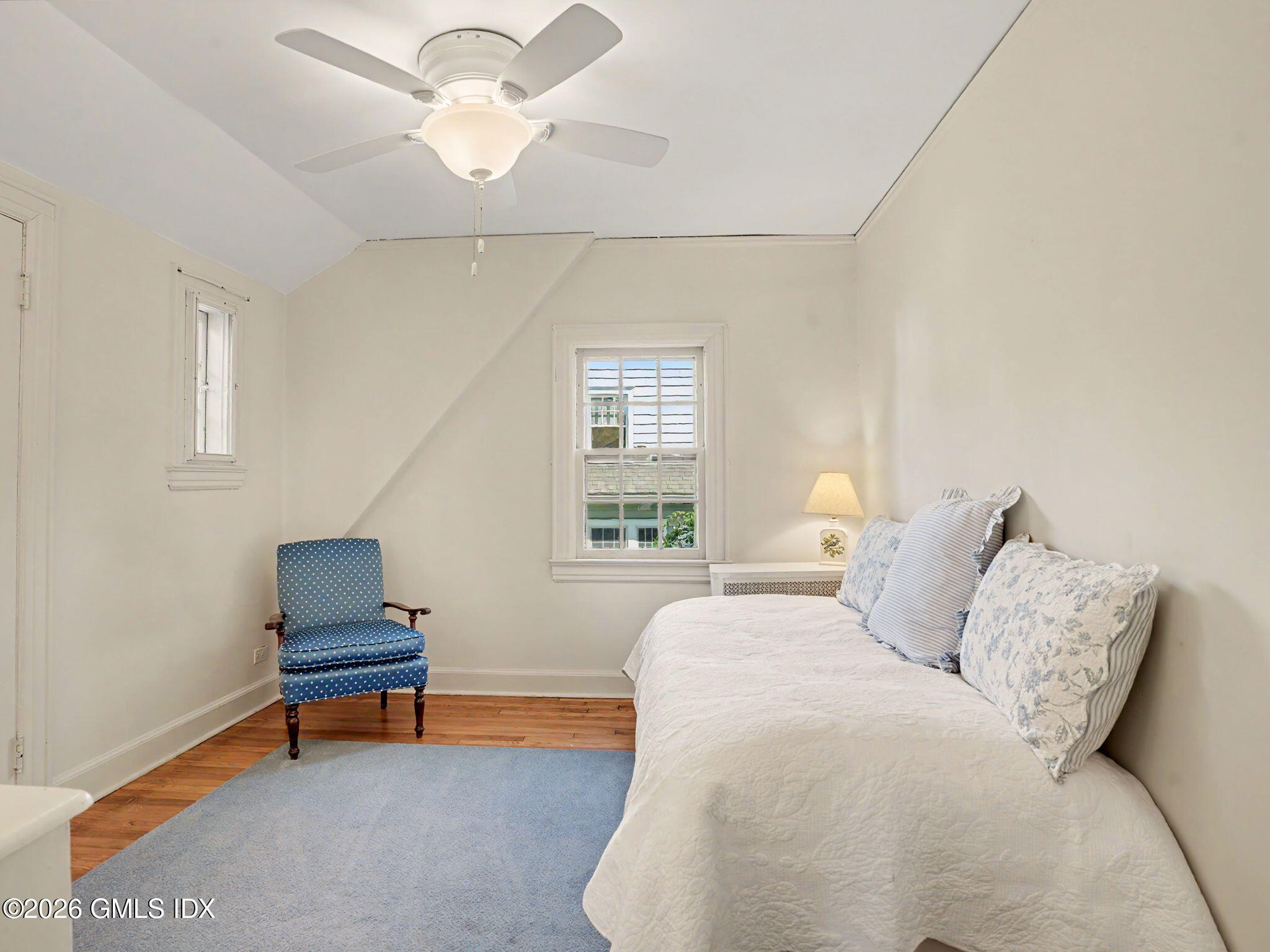 24 Oval Avenue Riverside, CT 06878 - Photo 23 of 45 26-web-or-mls-24-oval-ave