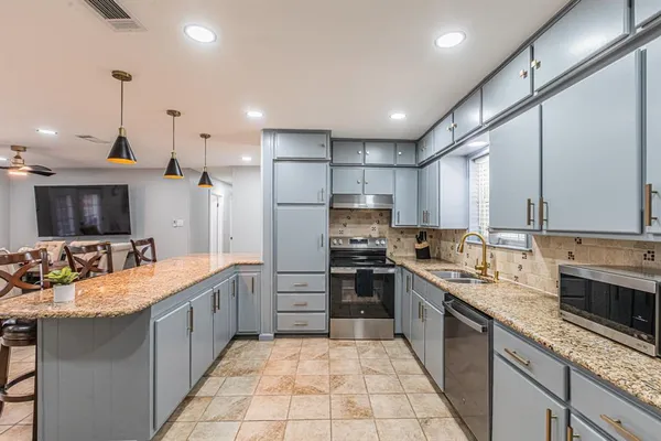 $592,500 | 1498 2nd Place, Haslet, TX 76052