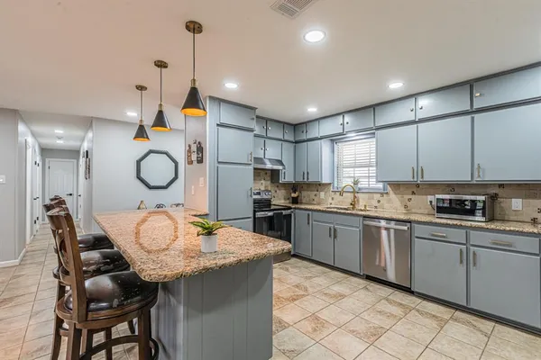 $592,500 | 1498 2nd Place, Haslet, TX 76052