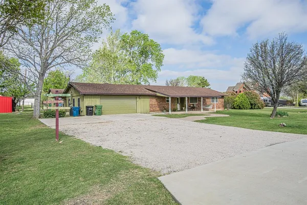 $592,500 | 1498 2nd Place, Haslet, TX 76052